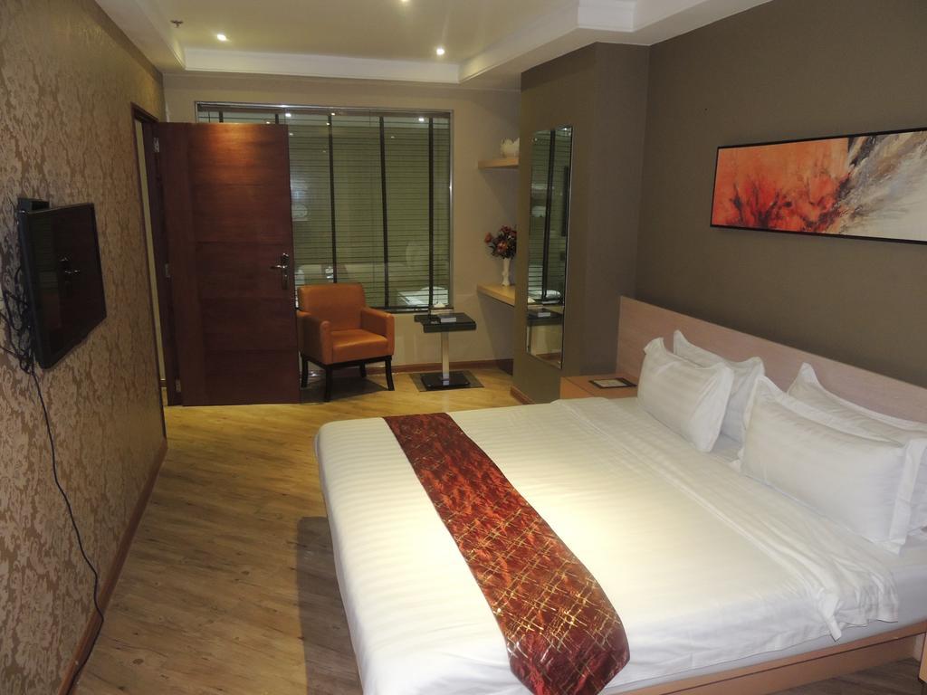 Dela Chambre Hotel Manila Eksteriør bilde